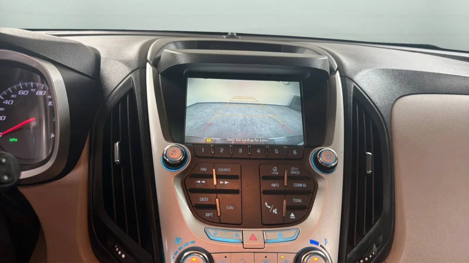 Used 2015 Chevrolet Equinox LTZ AWD/4WD image 14