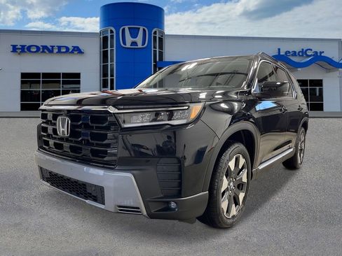 New 2026 Honda Pilot Touring image 1