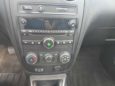 Used 2011 Chevrolet HHR LT image 11