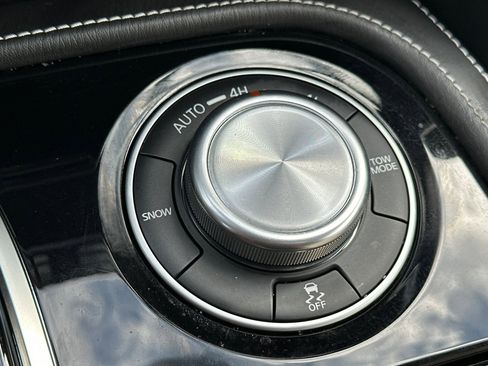 Used 2023 INFINITI QX80 Premium Select w/ Cargo Package image 33