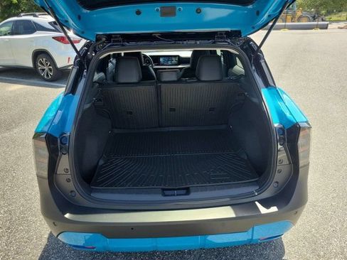 Used 2025 Nissan Kicks SR FWD image 19