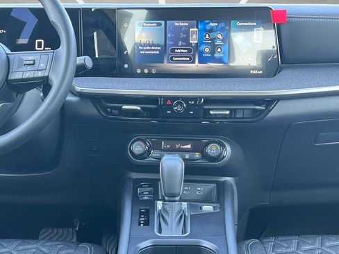New 2026 Nissan Kicks SV FWD image 4