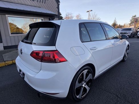 Used 2015 Volkswagen GTI SE image 5