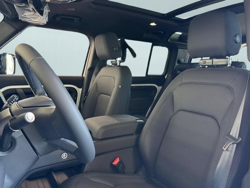 New 2026 Land Rover Defender 110 X-Dynamic SE AWD/4WD image 24