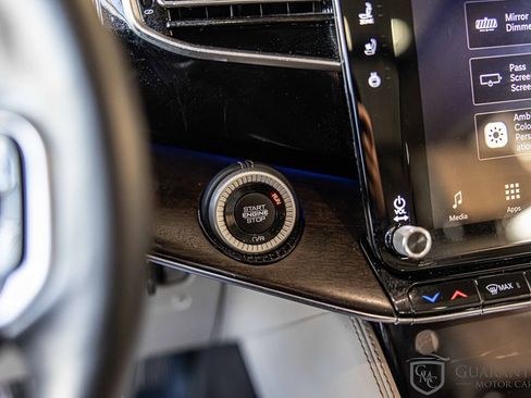 Used 2022 Jeep Grand Wagoneer Series II w/ Premium Group II image 38