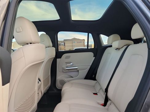 New 2026 Mercedes-Benz GLA 250 GLA 250 image 12