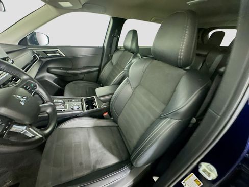 Used 2024 Mitsubishi Outlander SE AWD/4WD image 13