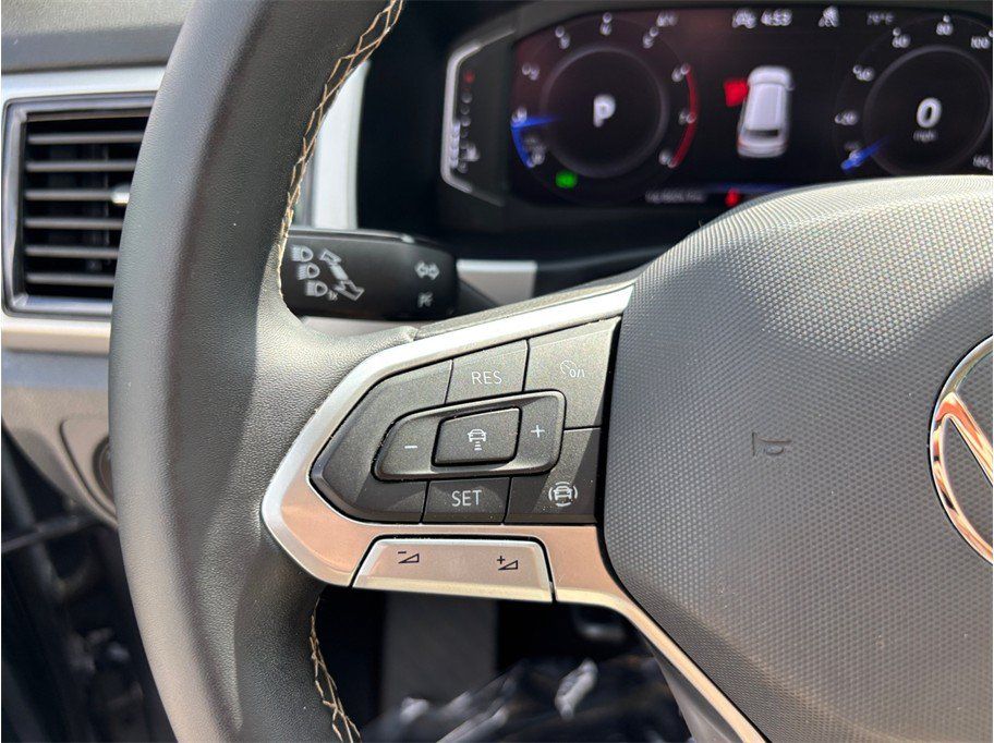 Used 2023 Volkswagen Atlas SE w/ Panoramic Sunroof Package AWD/4WD image 25