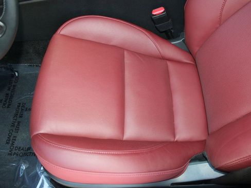 Used 2025 MAZDA MAZDA3 s image 14