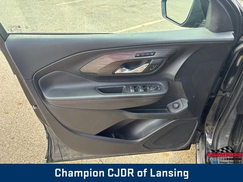 Used 2019 GMC Terrain SLT w/ Preferred Package AWD/4WD image 11