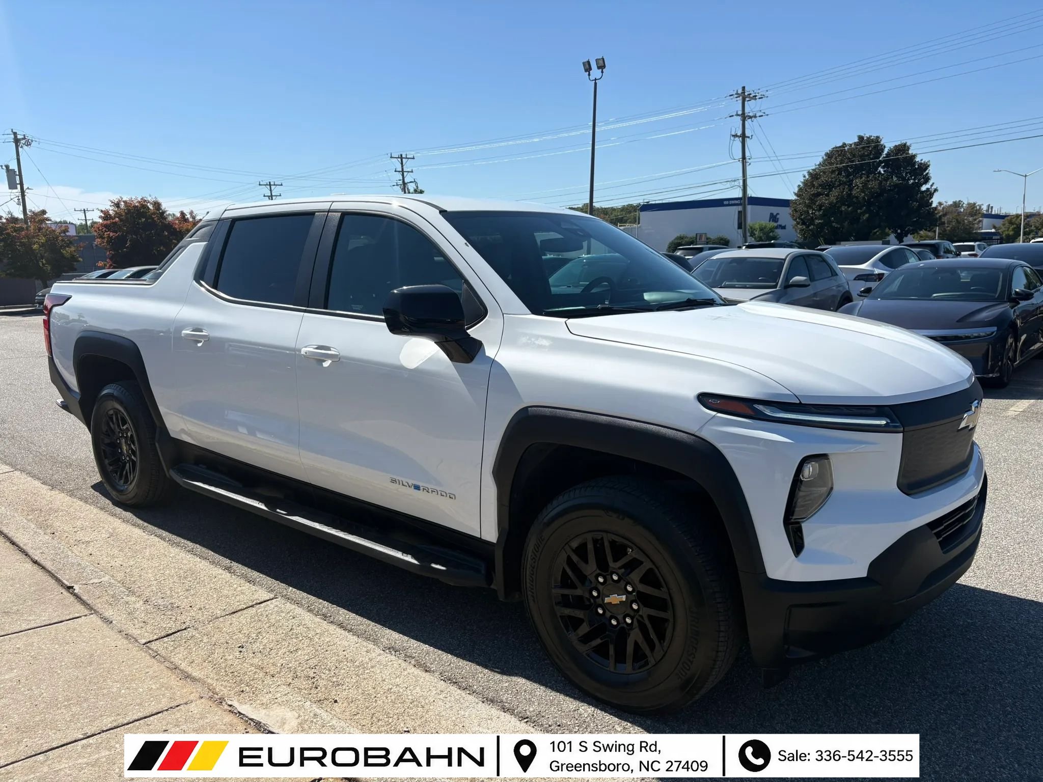 Used 2024 Chevrolet Silverado EV W/T AWD/4WD image 32
