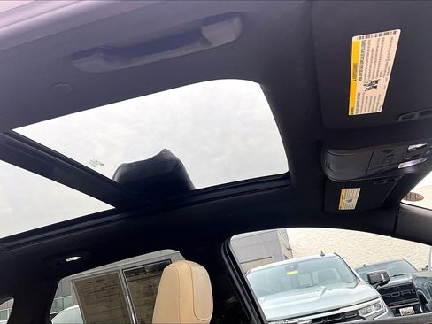 Used 2019 Cadillac XT5 Premium Luxury image 18