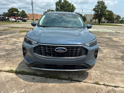 Used 2024 Ford Escape SE FWD image 8