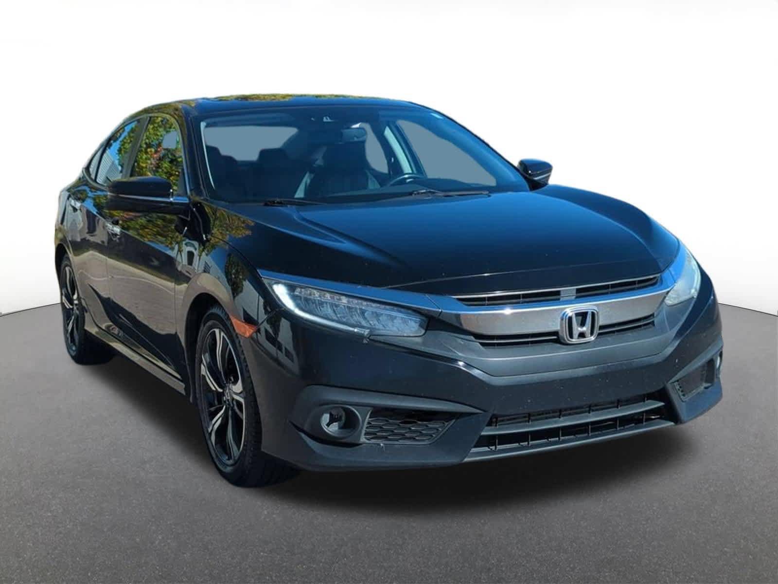 Used 2017 Honda Civic Touring image 8