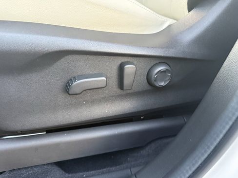 Certified 2023 Subaru Ascent Limited w/ Technology Package image 15