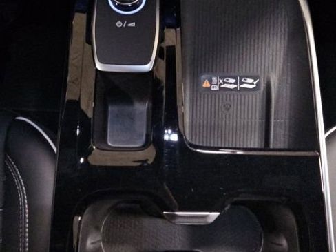 Used 2025 Buick Enclave Preferred image 22