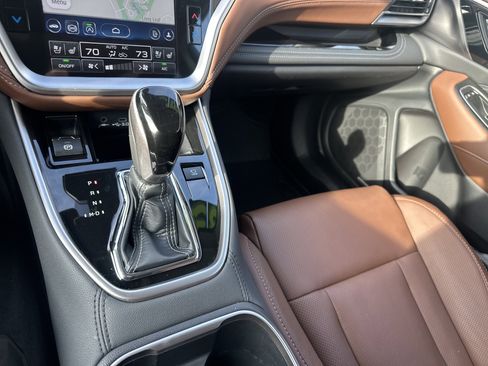 Used 2025 Subaru Outback Touring XT w/ Popular Package #2 image 18