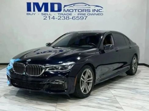 Used 2018 BMW 750i xDrive 750i xDrive image 40