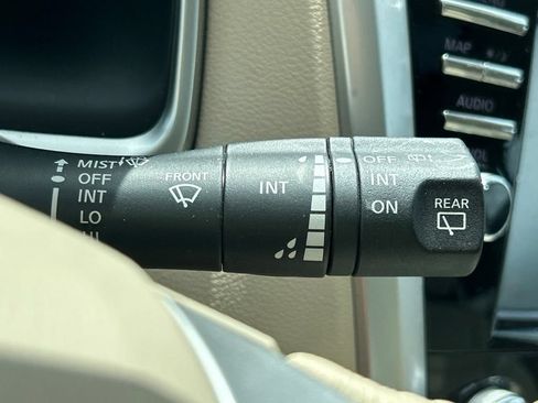 Used 2016 Nissan Murano Platinum w/ Platinum Technology Package FWD image 30