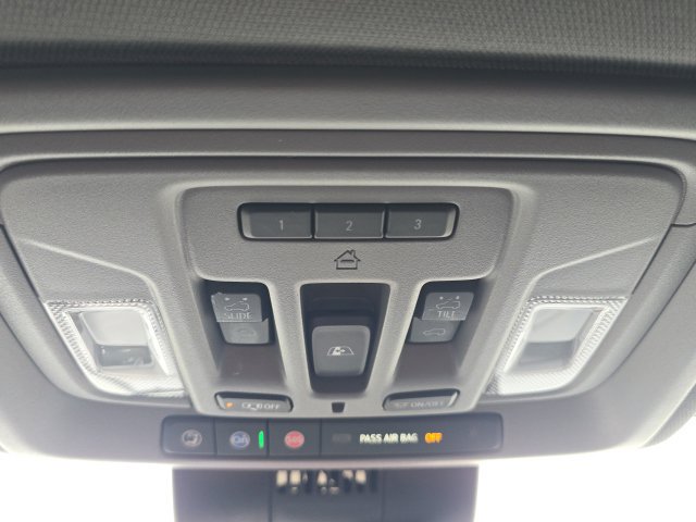 Used 2024 Chevrolet Silverado 2500 LTZ w/ LTZ Plus Package AWD/4WD image 44