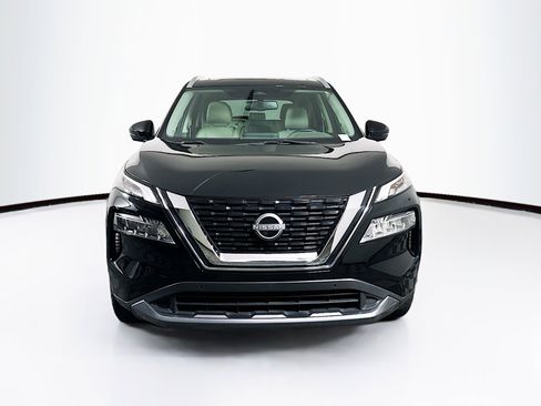 Used 2023 Nissan Rogue SL w/ SL Premium Package image 2