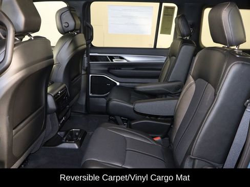 New 2026 Jeep Grand Wagoneer Limited AWD/4WD image 17