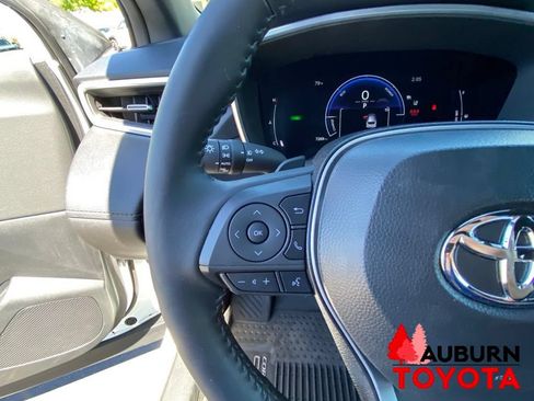 Used 2025 Toyota Corolla Cross AWD Hybrid w/ Convenience Package image 38