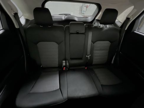 Used 2018 Ford Edge SE image 32