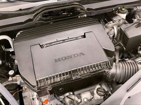 Certified 2024 Honda Pilot Elite image 30