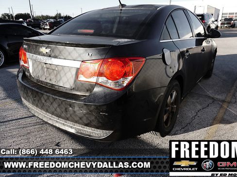 Used 2014 Chevrolet Cruze LT w/ RS Package image 8
