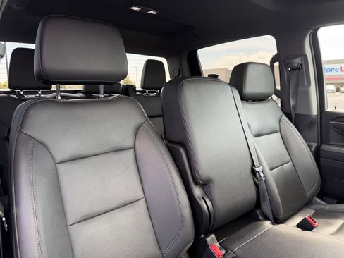 Used 2025 GMC Sierra 1500 SLT AWD/4WD image 10