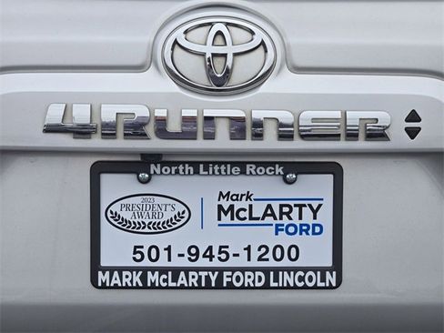 Used 2022 Toyota 4Runner SR5 Premium image 16