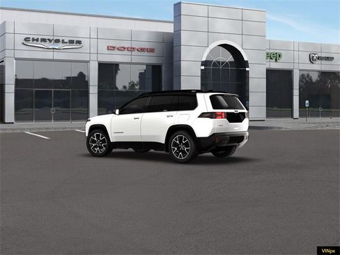 New 2026 Jeep Cherokee Overland image 4