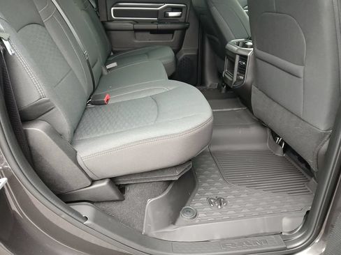 New 2026 RAM 2500 Big Horn AWD/4WD image 30
