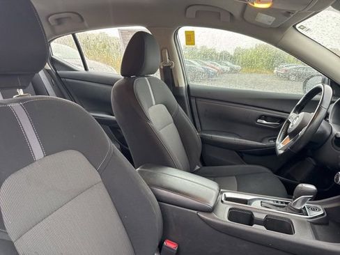 Used 2022 Nissan Sentra SV image 10