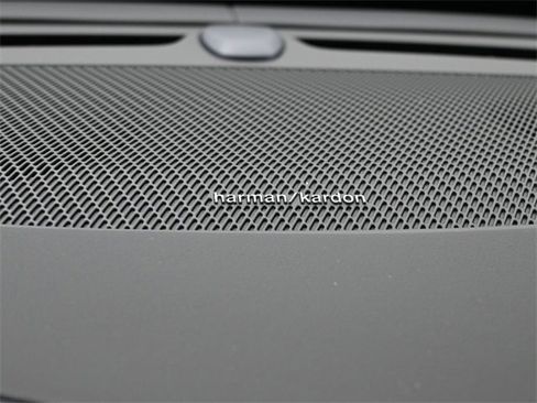 New 2026 Volvo XC90 B6 Ultra image 29