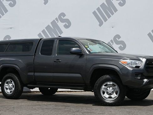 Used 2019 Toyota Tacoma SR w/ SR Convenience Package image 3