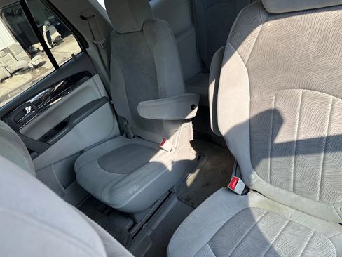 Used 2017 Buick Enclave Convenience image 13
