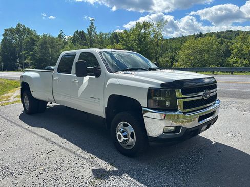 Used 2012 Chevrolet Silverado 3500 LTZ w/ LTZ Plus Package AWD/4WD image 4