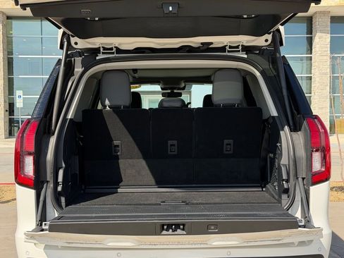 New 2025 Ford Expedition Active image 50