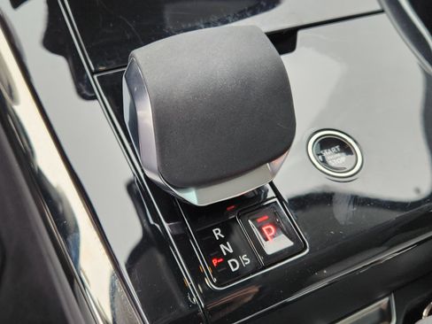 Certified 2024 Land Rover Range Rover Sport SE image 22