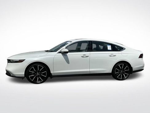Certified 2024 Honda Accord Touring image 7