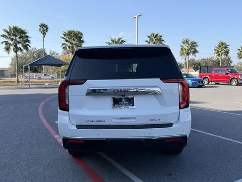 Used 2023 GMC Yukon XL SLT image 23