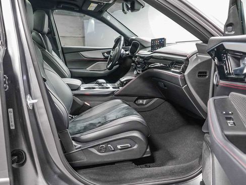 Used 2023 Acura MDX A-Spec image 11