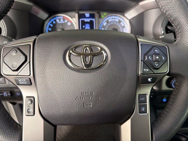 Used 2022 Toyota Tacoma SR5 AWD/4WD image 25