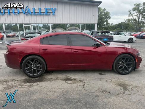 Used 2021 Dodge Charger SXT w/ Blacktop Package RWD image 8