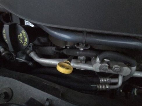 Used 2017 Jeep Cherokee Latitude w/ Comfort/Convenience Group image 29