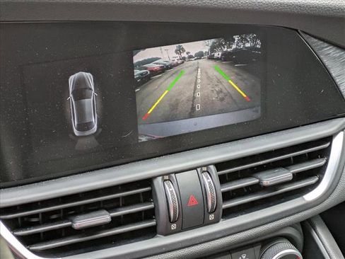 Used 2020 Alfa Romeo Giulia w/ Quick Order Package 22K Sport image 12