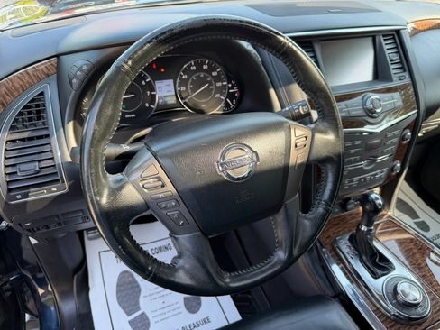 Used 2018 Nissan Armada SL w/ Moonroof Package AWD/4WD image 12