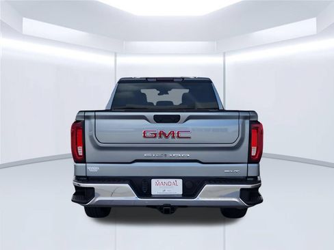 Used 2025 GMC Sierra 1500 SLT AWD/4WD image 6
